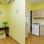 Madonna Dei Monti Apartment